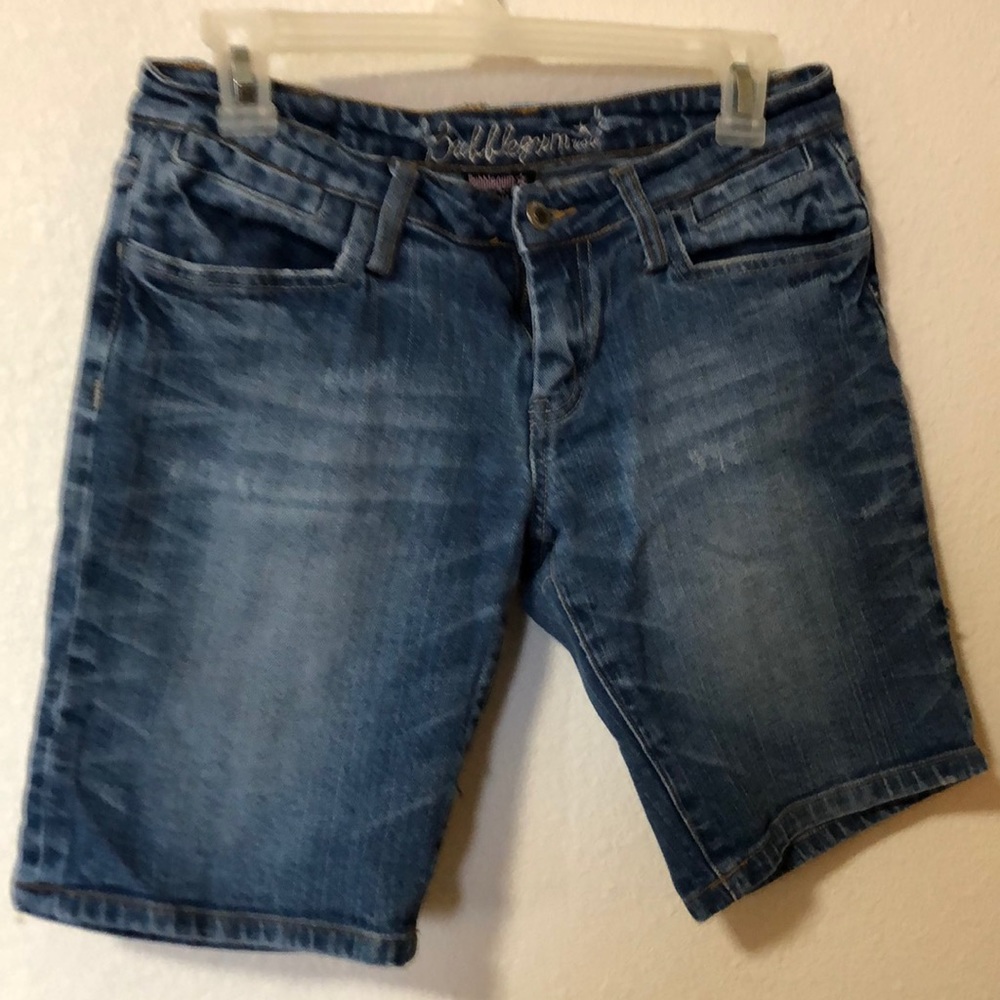 Bubblegum jean shorts